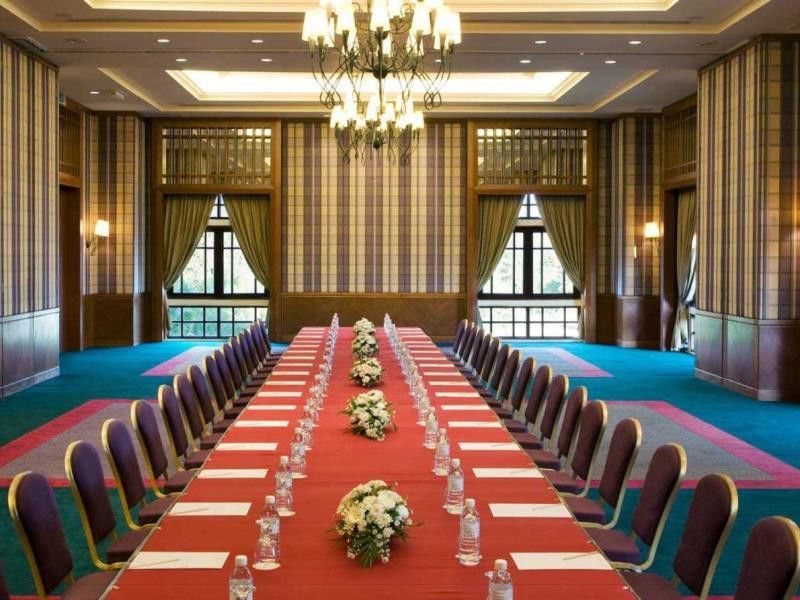Отель Avillion Порт-Диксон Экстерьер фото The meeting room of the ASEAN Secretariat